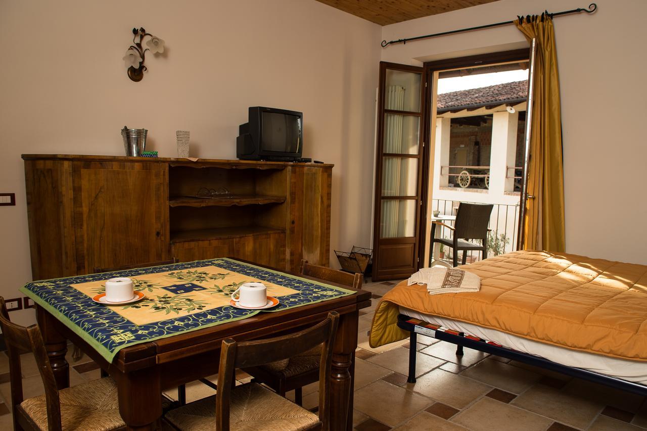 La Madonnina Agriturismo Dore อัลบา ภายนอก รูปภาพ